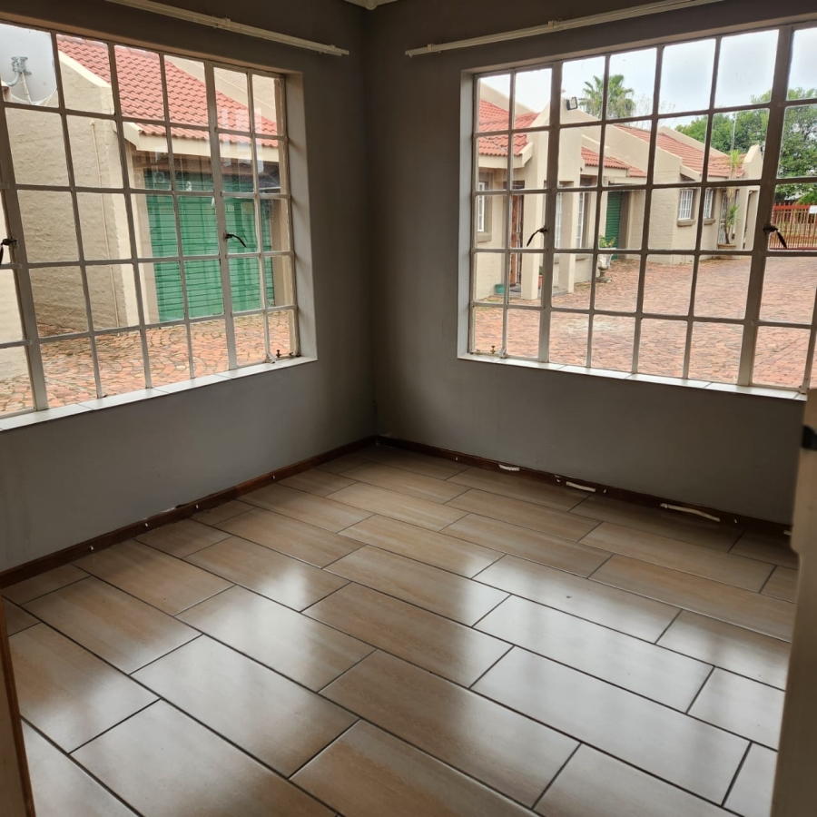 To Let 2 Bedroom Property for Rent in Potchefstroom North West
